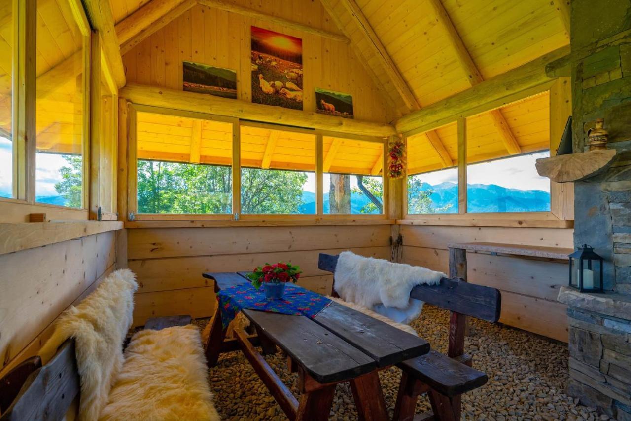 Domki Widokowe Wooden Luxury Chalet & Jacuzzi Zab Eksteriør billede